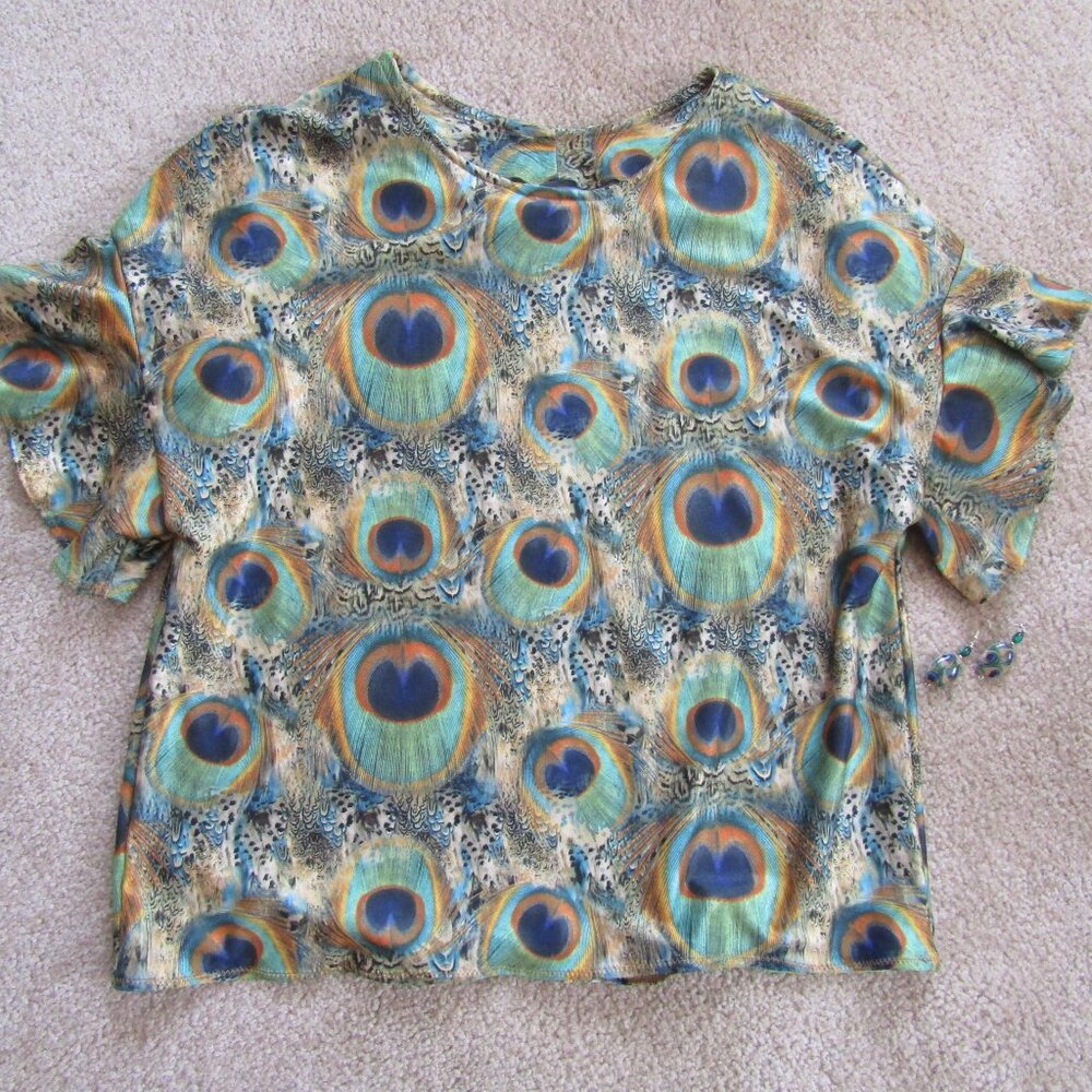 Peacock Feather Stretch Ruffle Sleeve Top with Matching Earrings Handmade